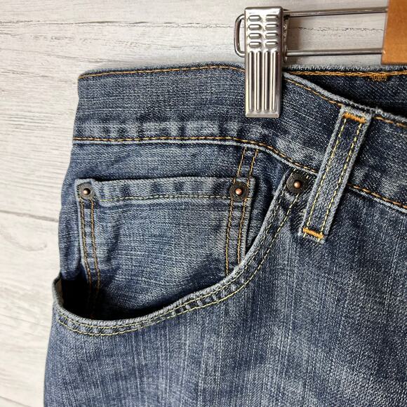 Levis Jeans Mens Size 42 X 30 Relaxed 559 Straight Leg 100% Cotton Denim - Picture 8 of 16